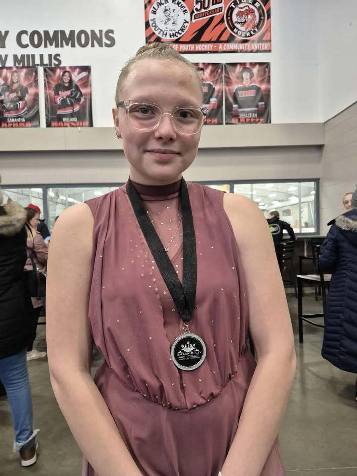 Lyla with bronze award