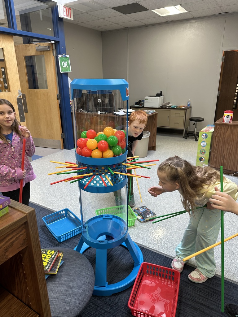 students playing kerplunk