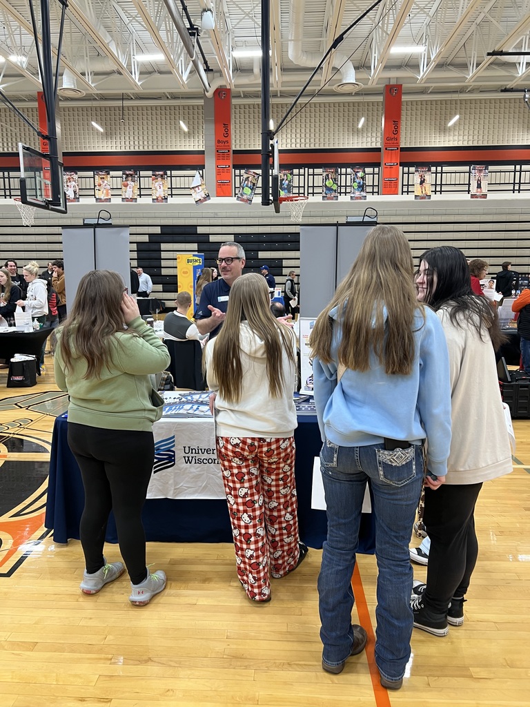 students at career fair