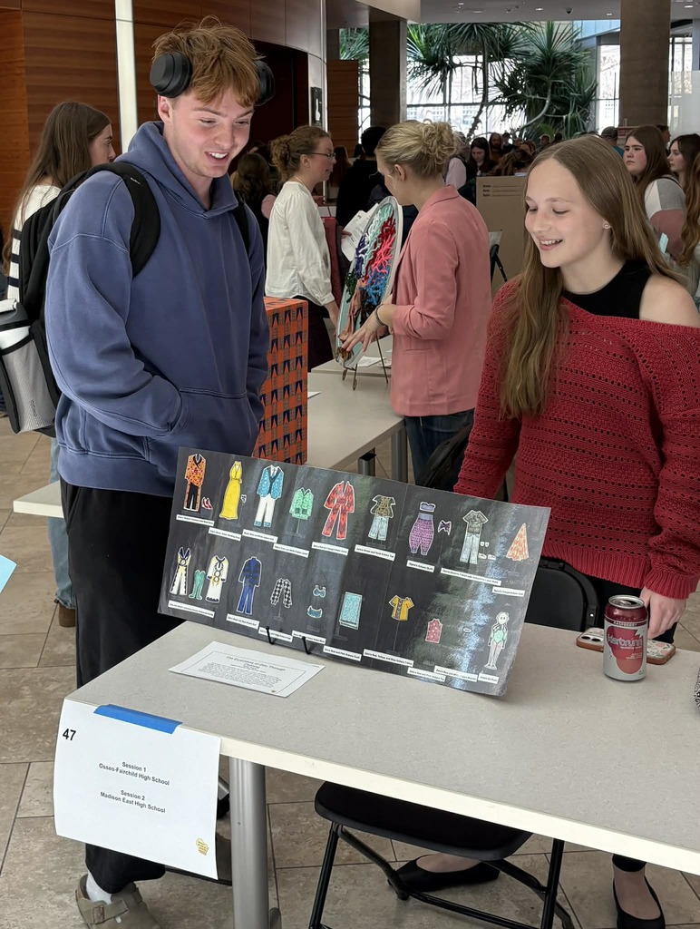 students presenting projects