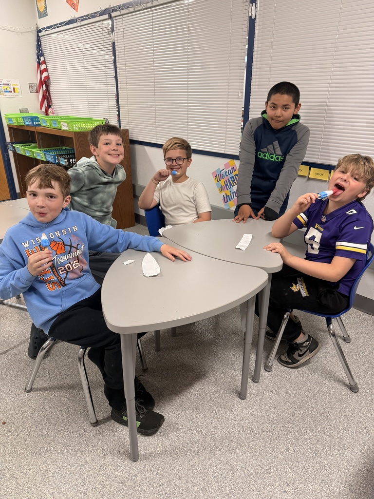 students with ice cream
