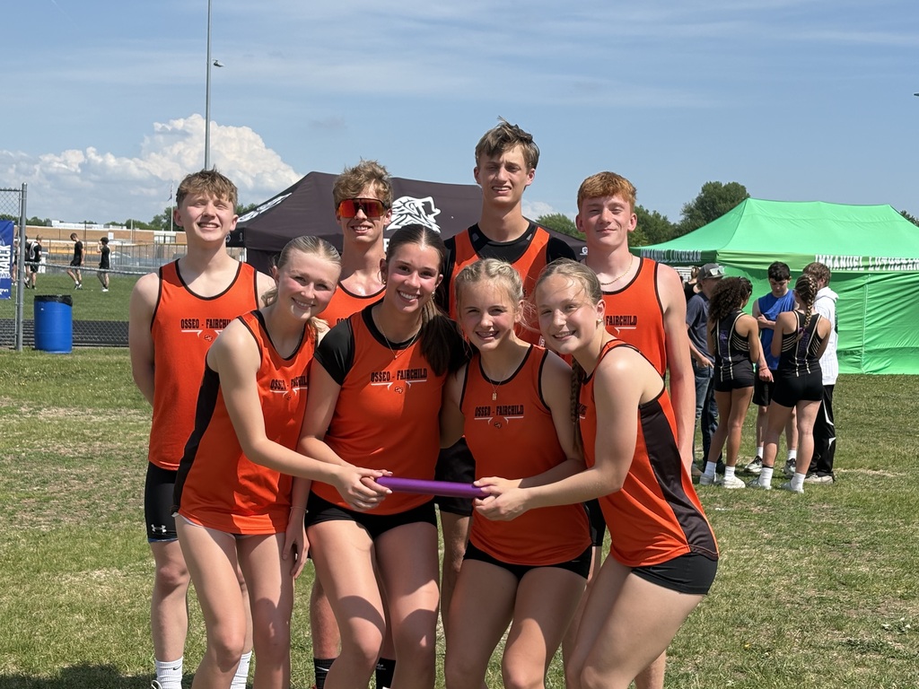 Track relay teams