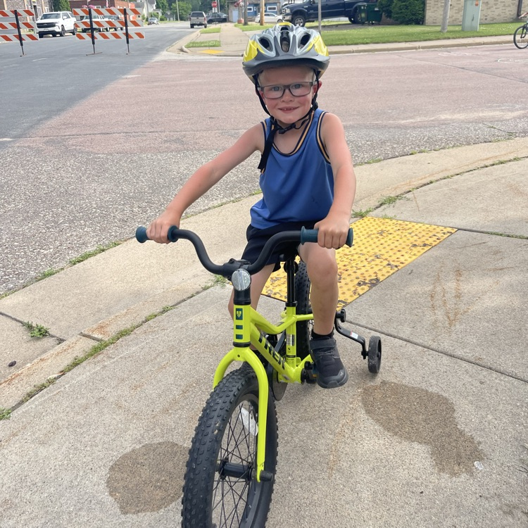 kids at bike rodeo
