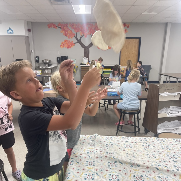 students playing with playdough