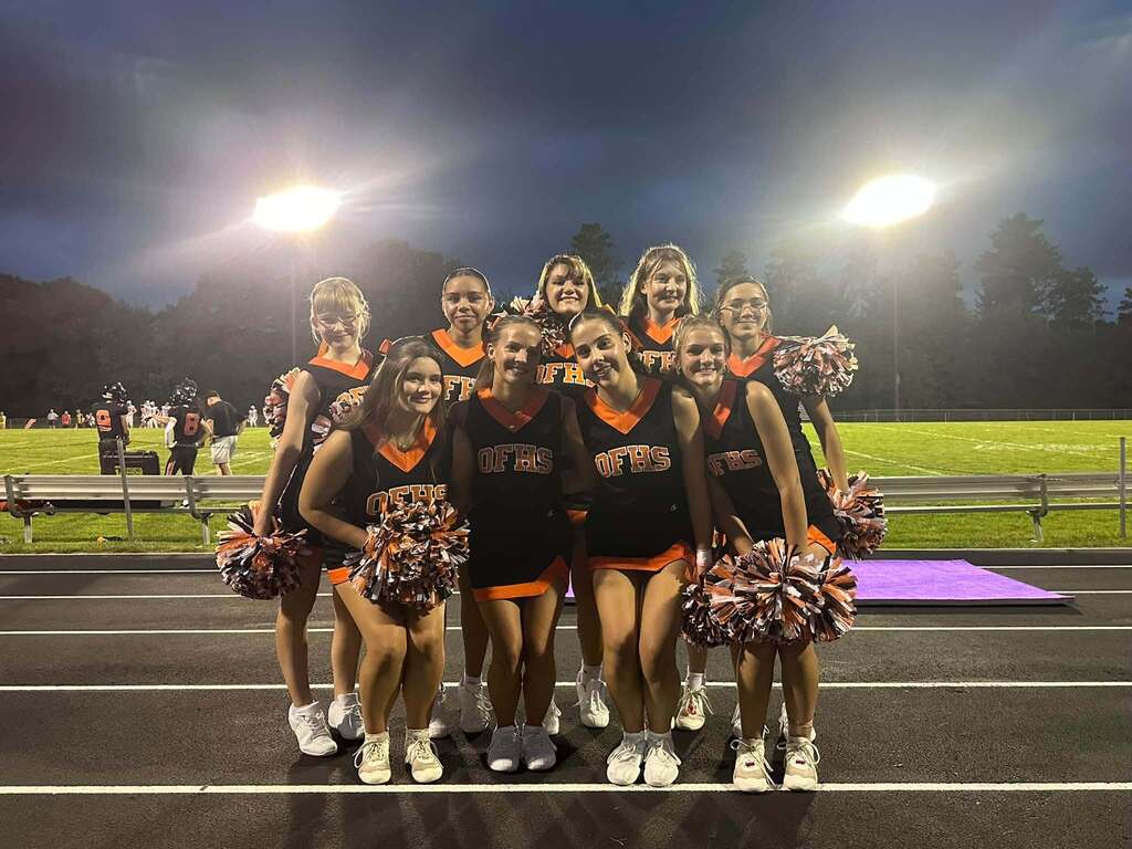 OFSD Dance Team with pom poms