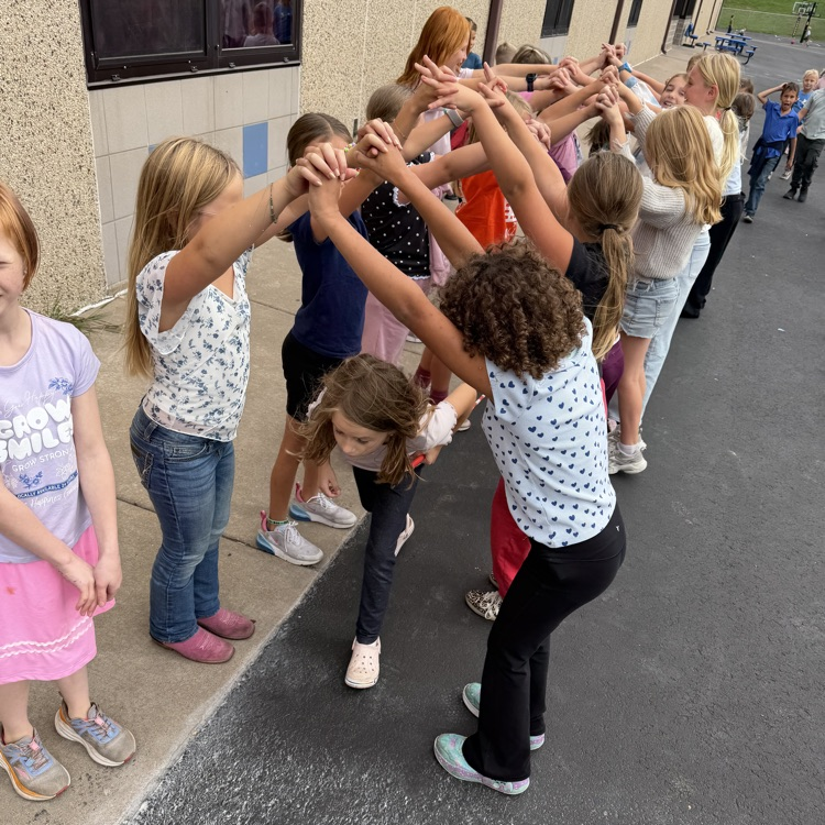 students coming in from recess 