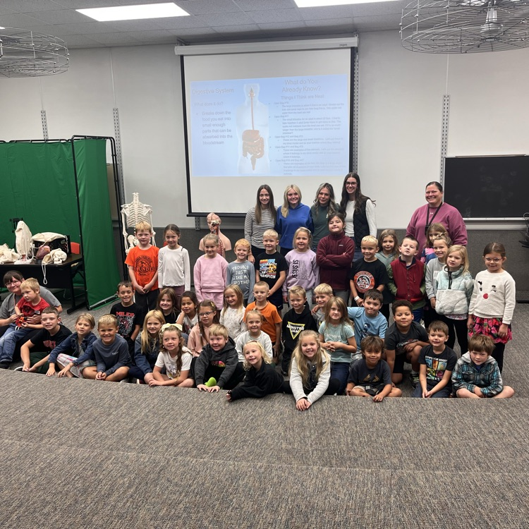 Image Description for accessibility: group of students