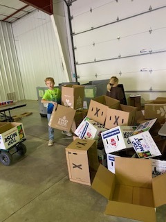 Otis Students Give Back at Food Bank of the Rockies