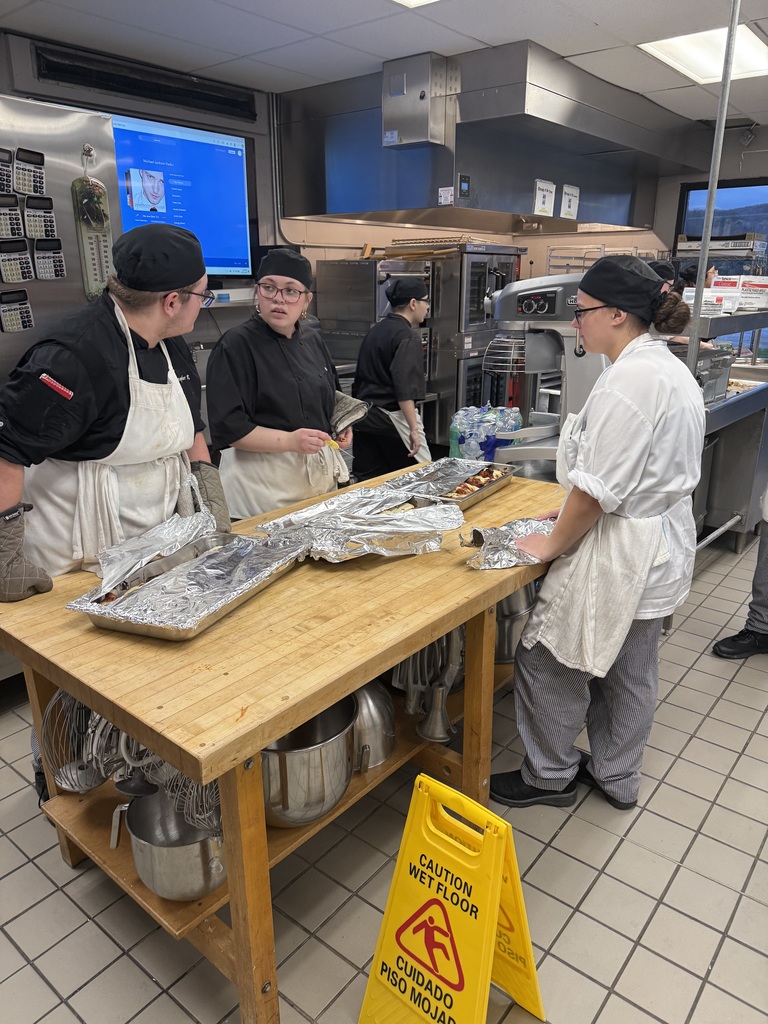 Culinary students in the kitchen