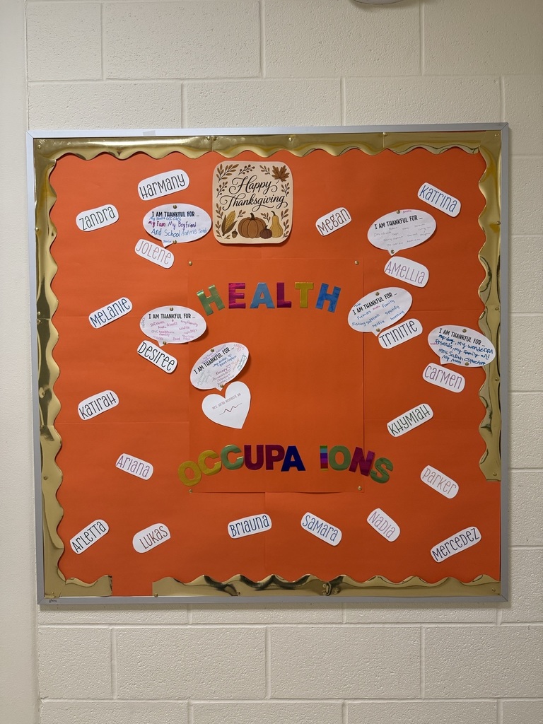 Health Occupations bulletin board with what they are thankful for