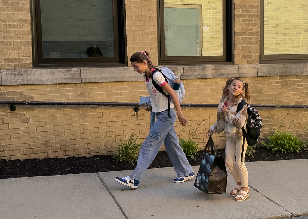 Students coming toward the front door