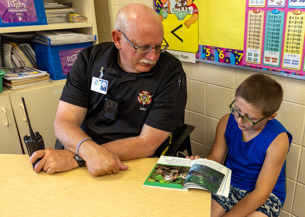 Deputy Smith is a reading buddy too!