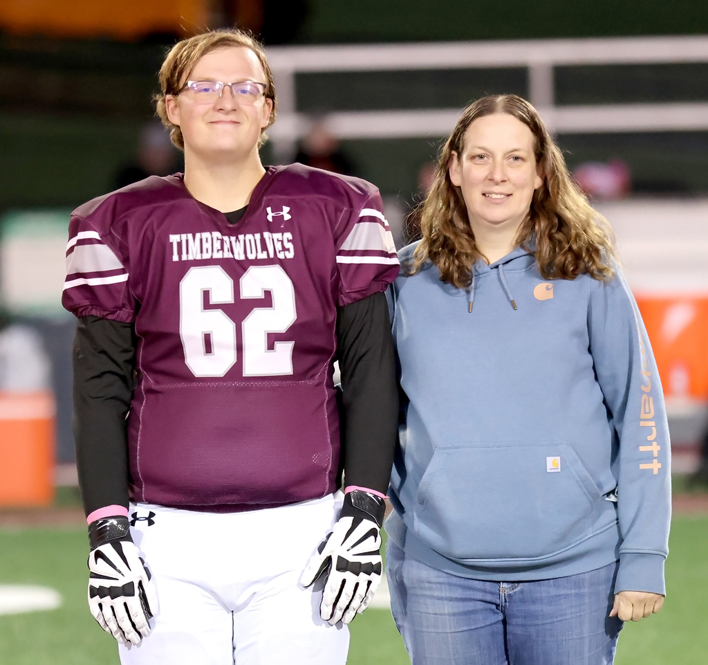OV senior night at SE football