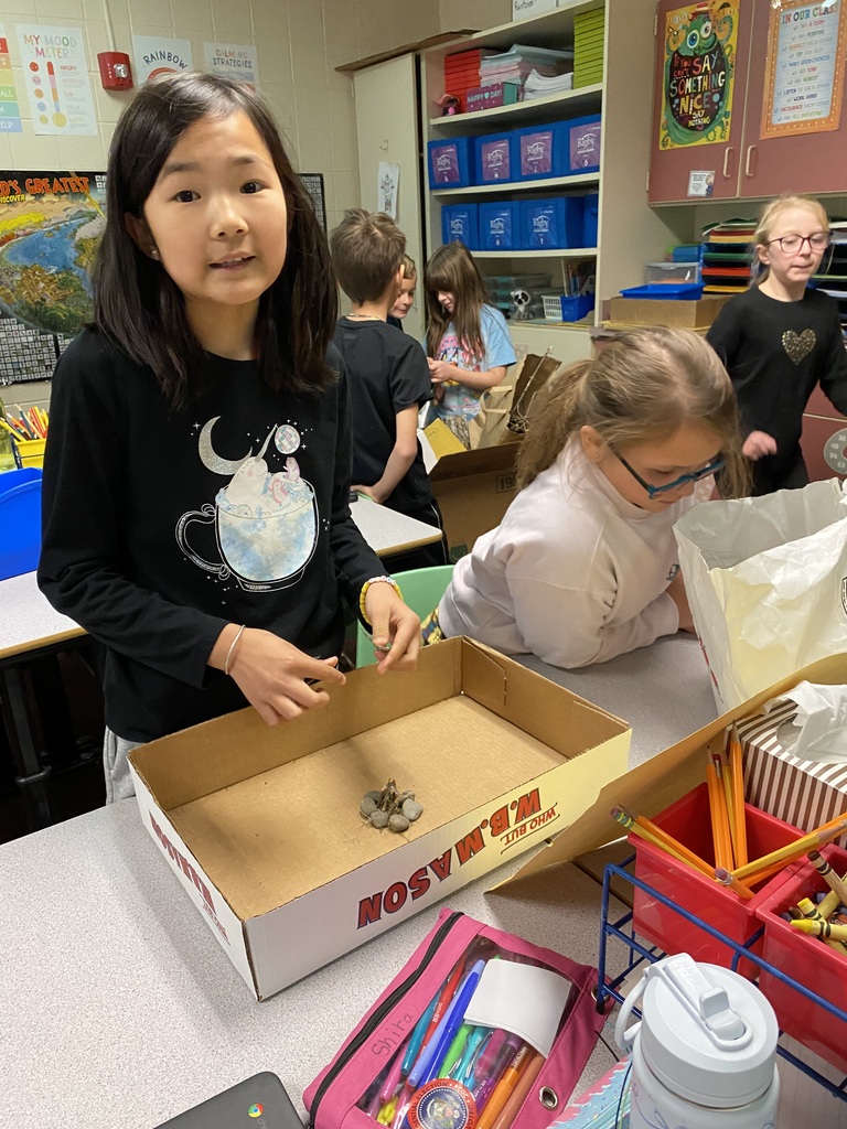 Fourth graders put learning into action in their Native American unit