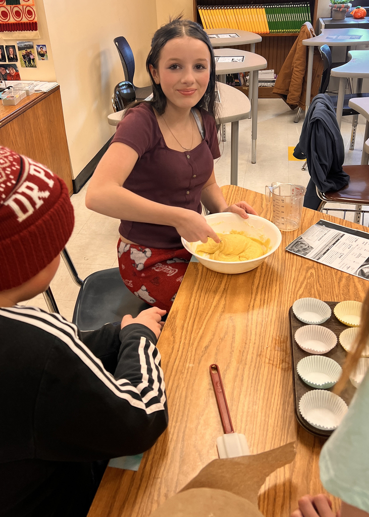 6th grade cooking class made corn bread muffins
