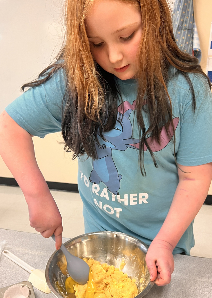6th grade cooking class made corn bread muffins