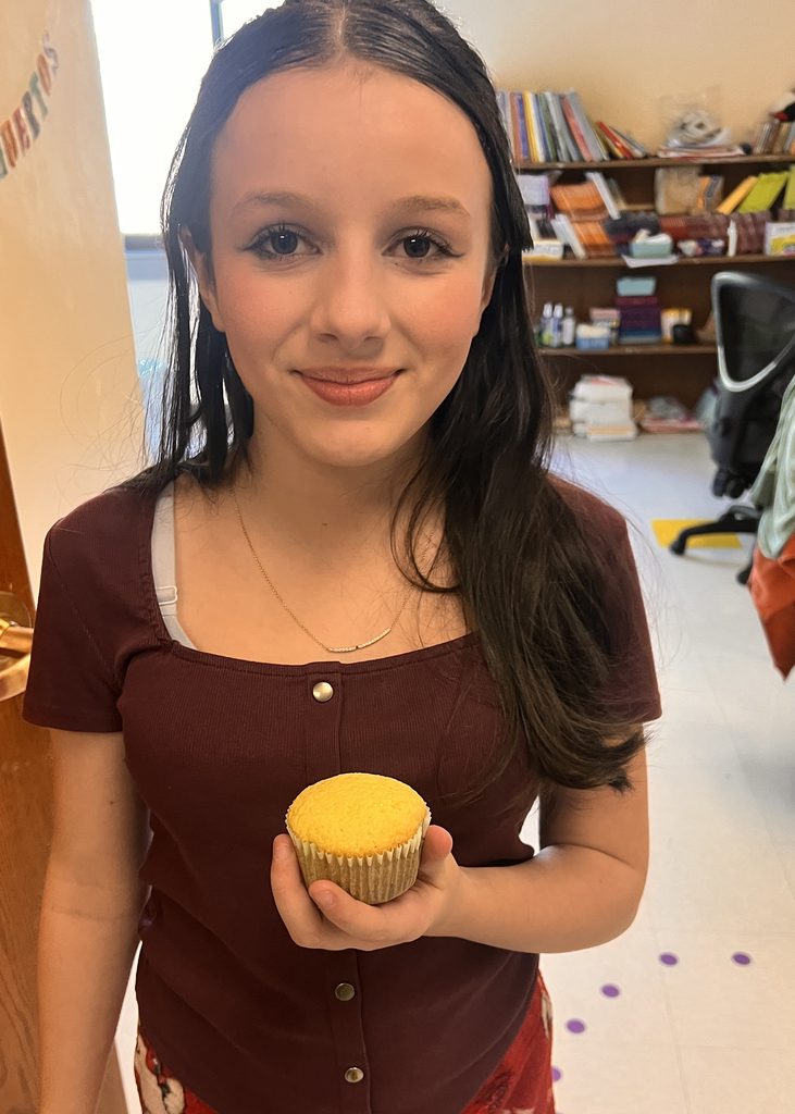 6th grade cooking class made corn bread muffins