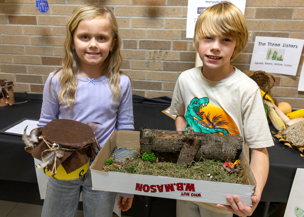 4th grade Native American Project Gallery