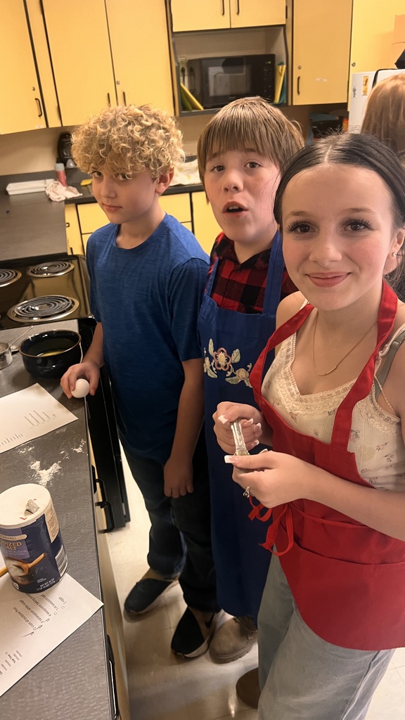 6th grade cooking class makes waffles