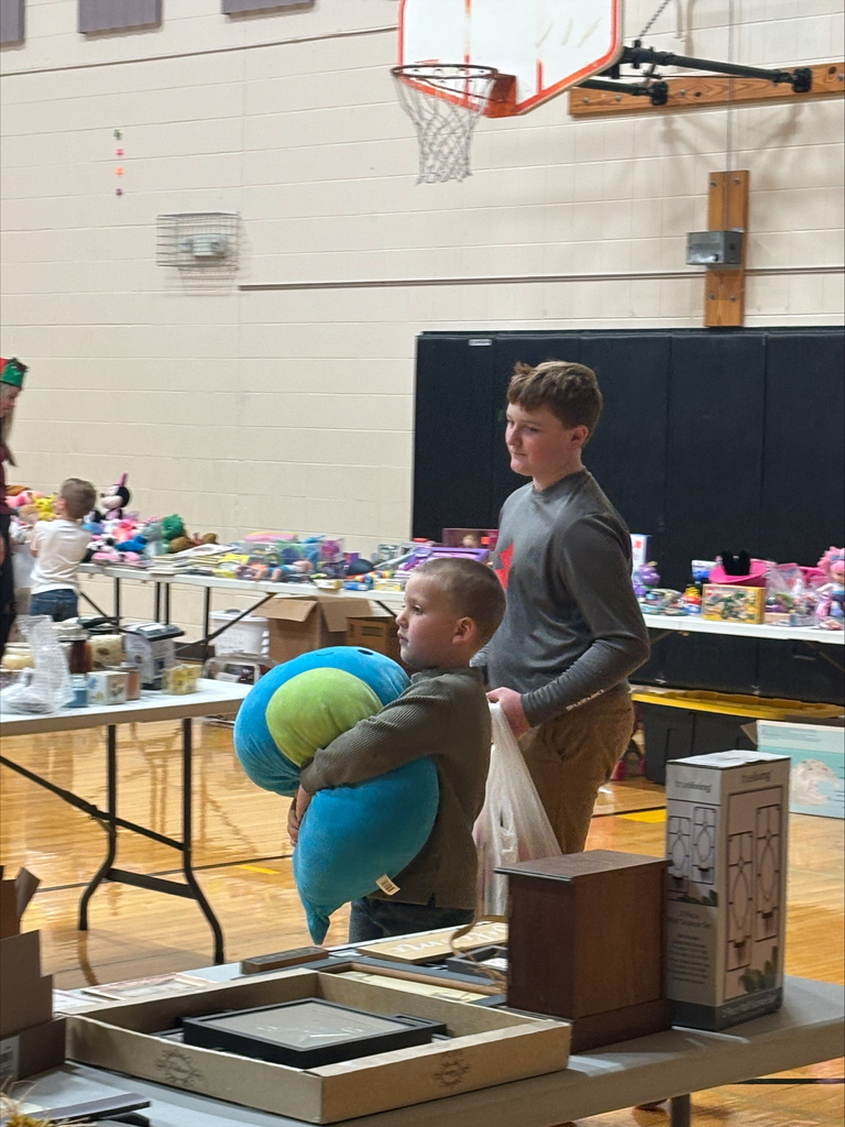 Students shop at the Holiday Gift Shop