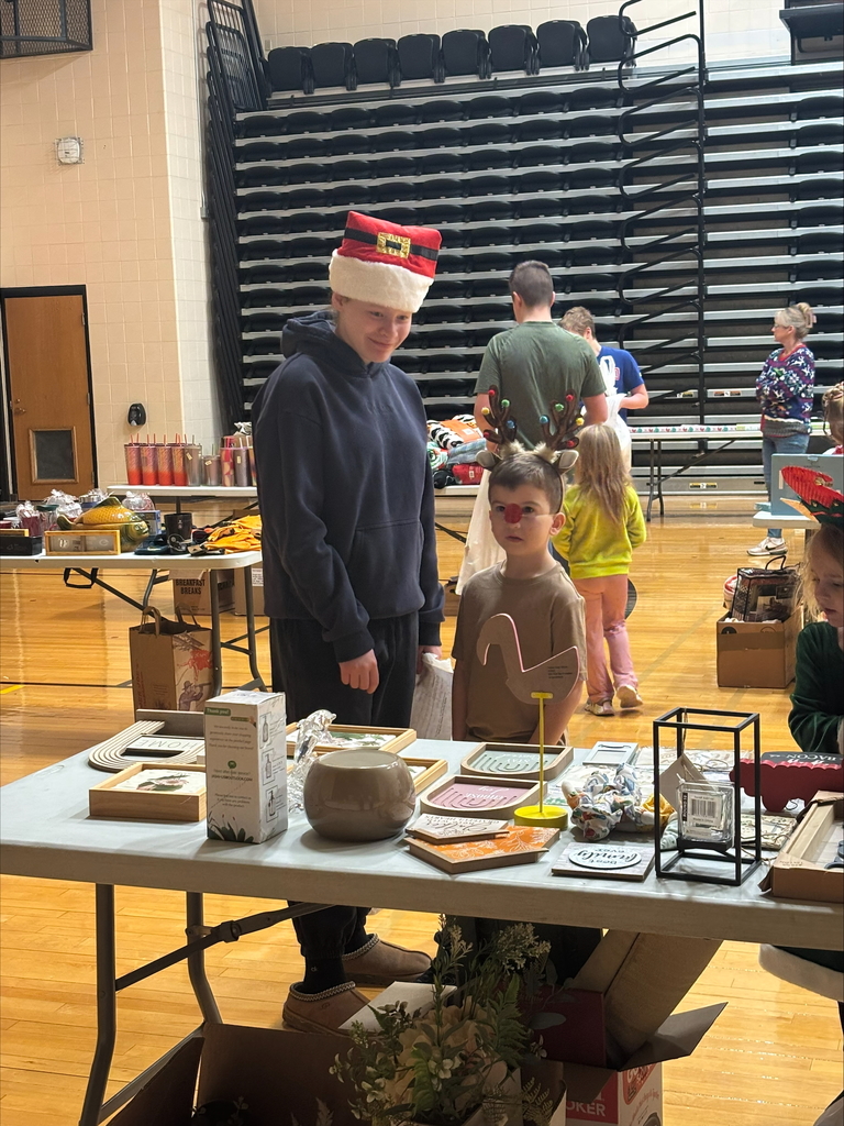 Students shop at the Holiday Gift Shop