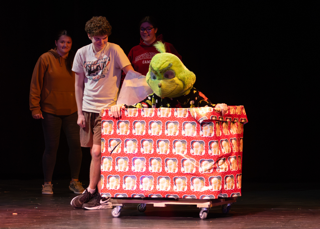 The Grinch visits Winterfest