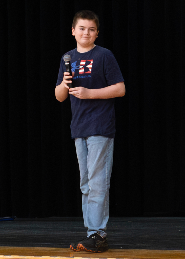 OV's Got talent singer on stage