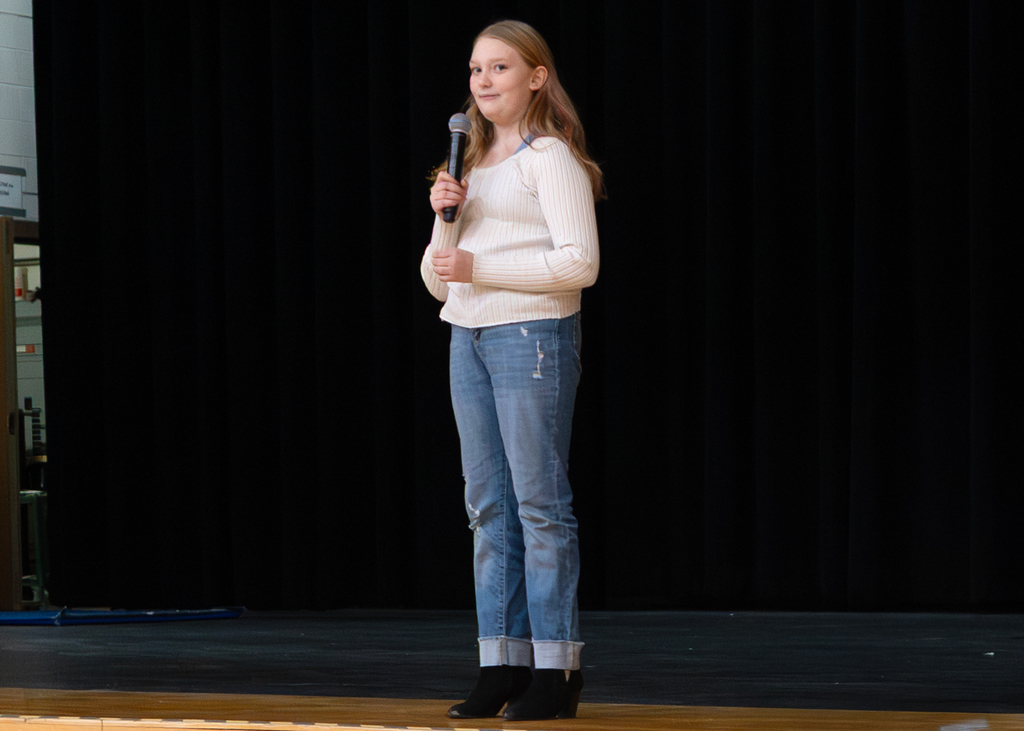 OV's got talent singer on stage