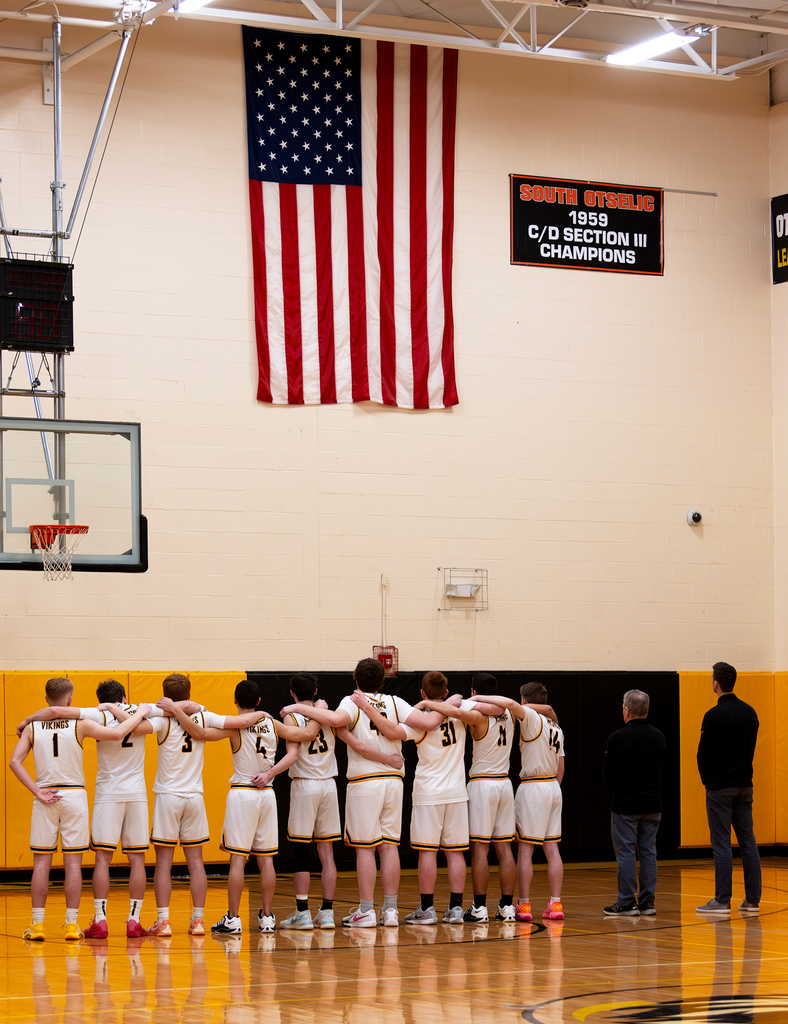 Basketball team under the American flag