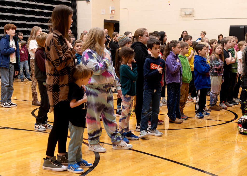 Students saying the pledge of allegiance