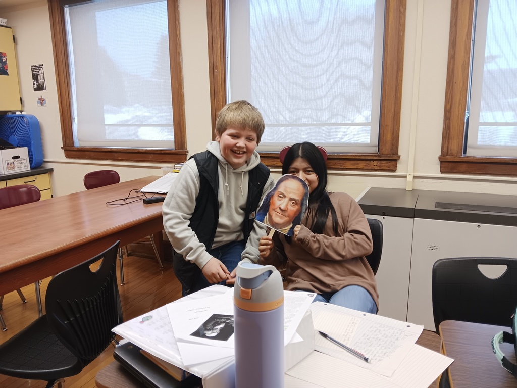 Seventh grade students participate in a debate about indpendence