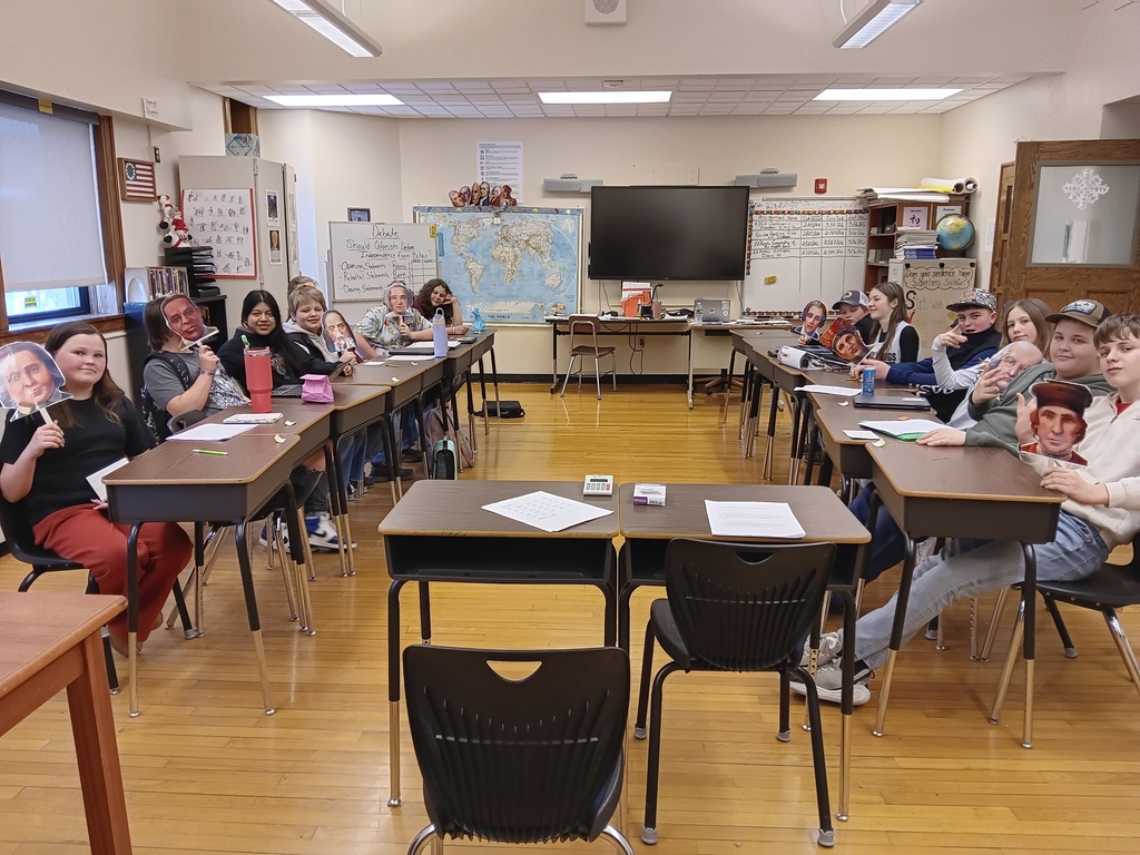 Seventh grade students participate in a debate about indpendence