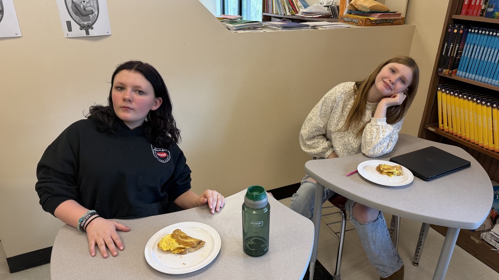 Students in cooking class