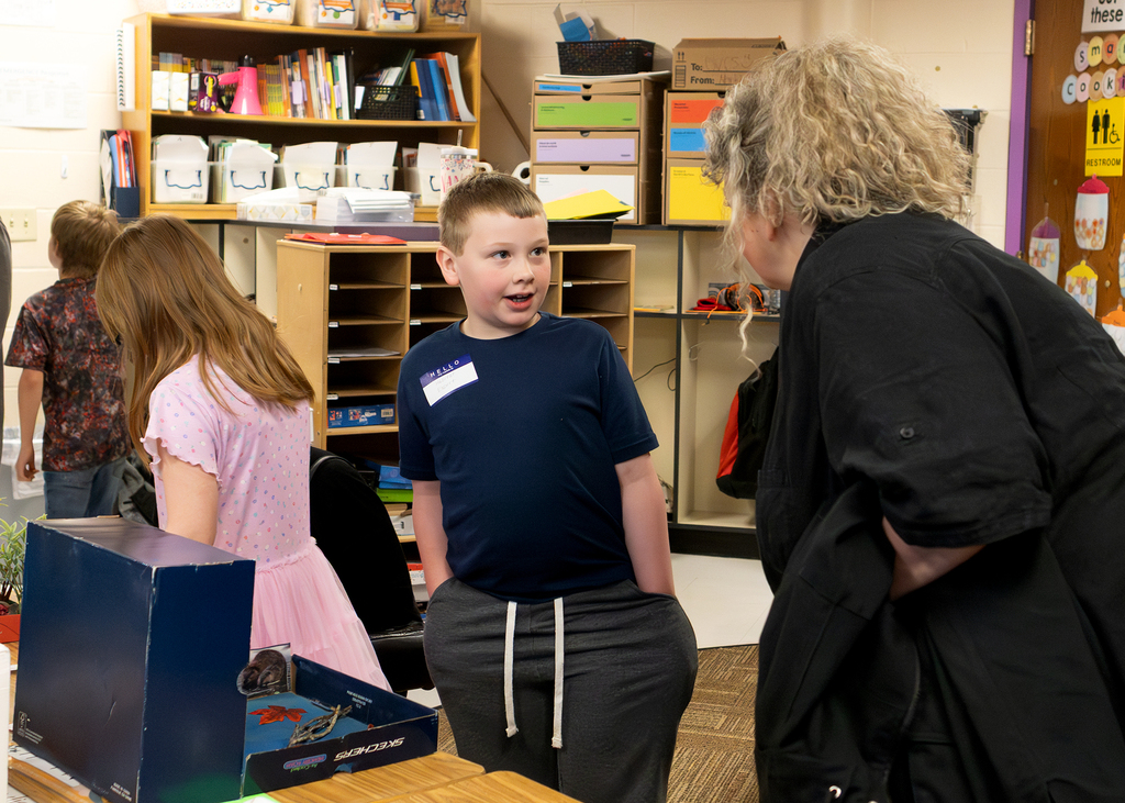 Families visit 2nd graders for Animal Habitat showcase