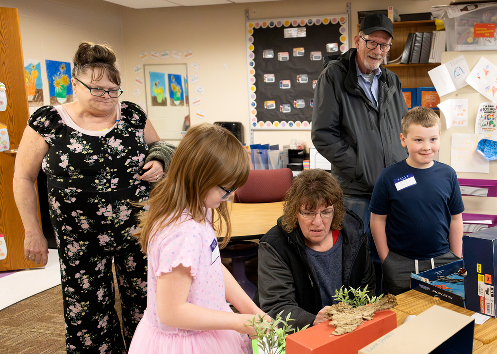 Families visit 2nd graders for Animal Habitat showcase