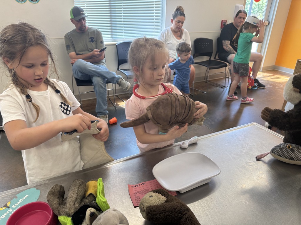 Kindergarten enjoys their zoo trip
