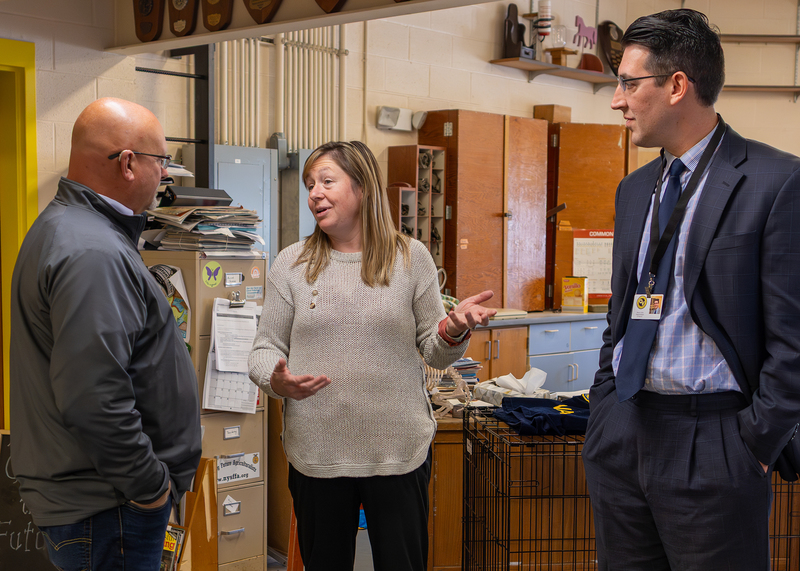 Assemblyman Gallahan visits the Ag classroom