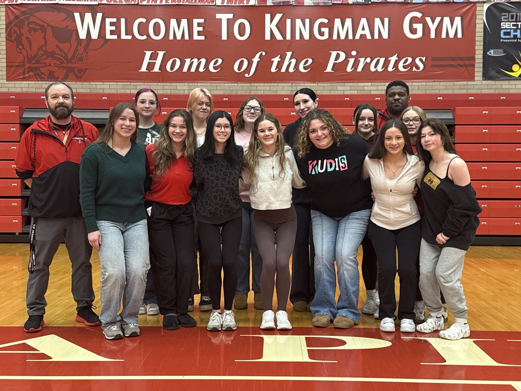 2026 OTHS Girls State Wrestling Qualifiers Lily Gwaltny & Juliana Thrush with OTHS Wrestling Team