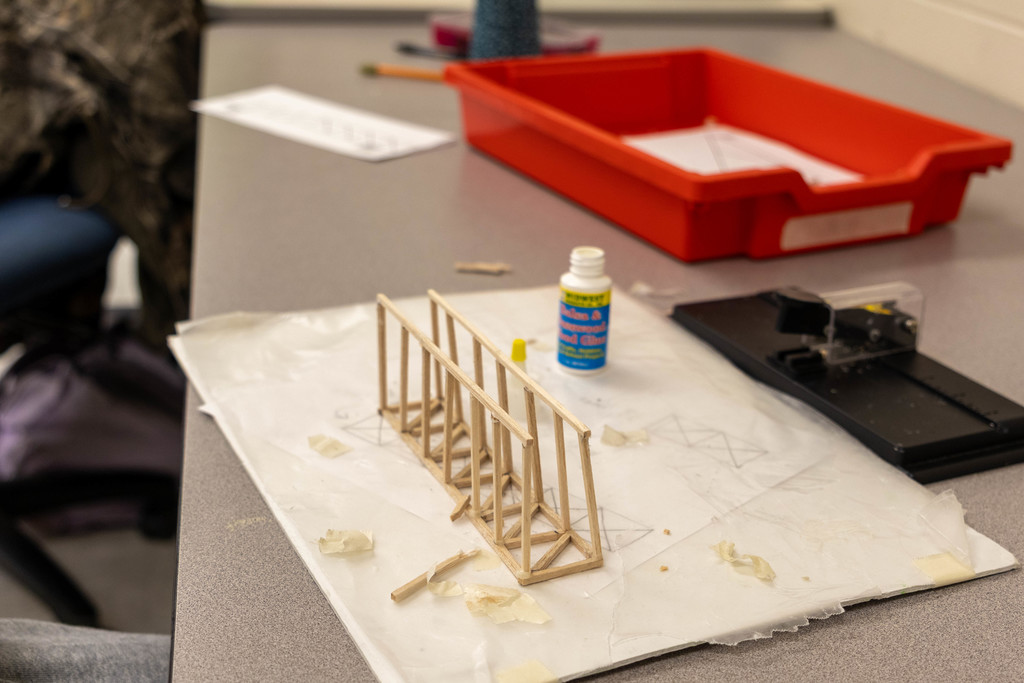 Ottawa Middle Schoo IIT Class