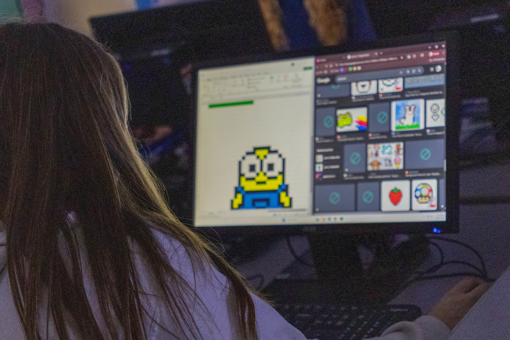 Ottawa Middle School Technology Class