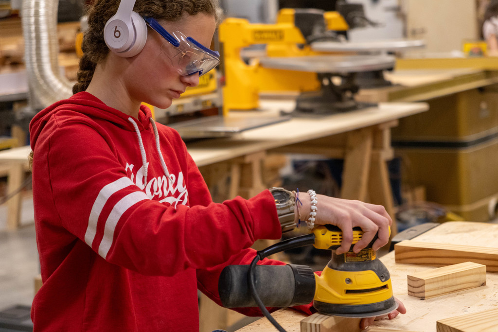 Ottawa Middle School Woods class