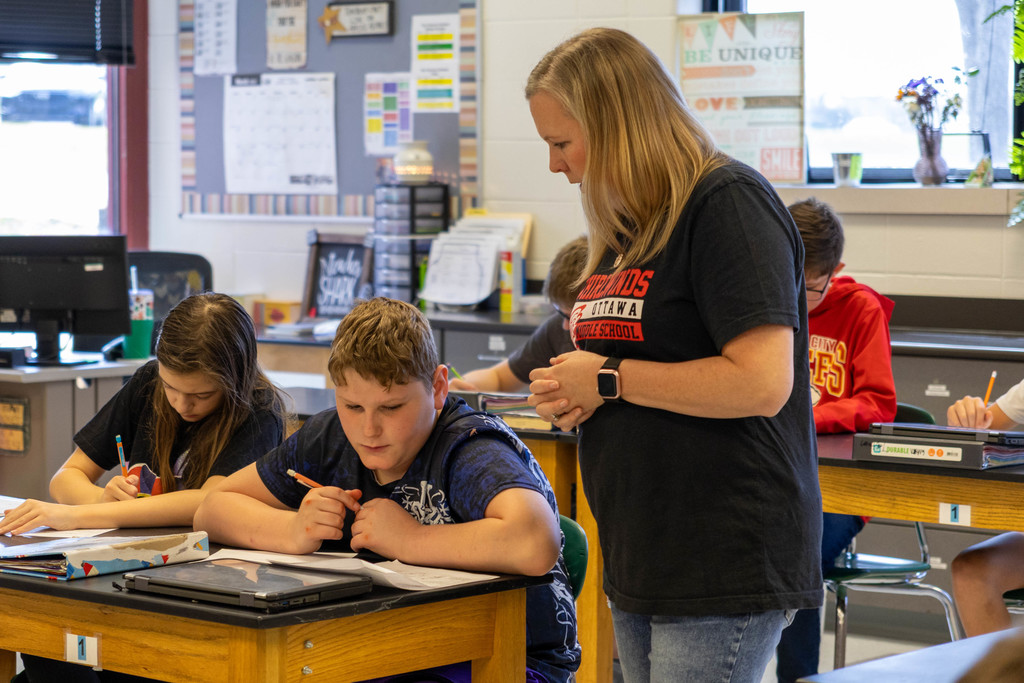 Ottawa Middle School Science Class