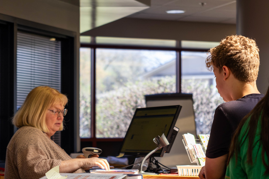 Ottawa Middle School Library