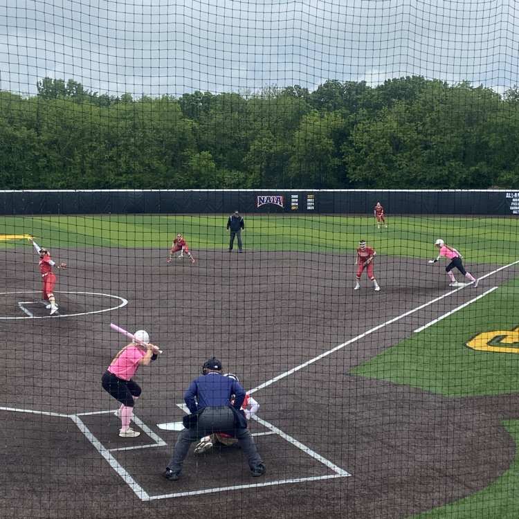 Lady🥎Cyclones