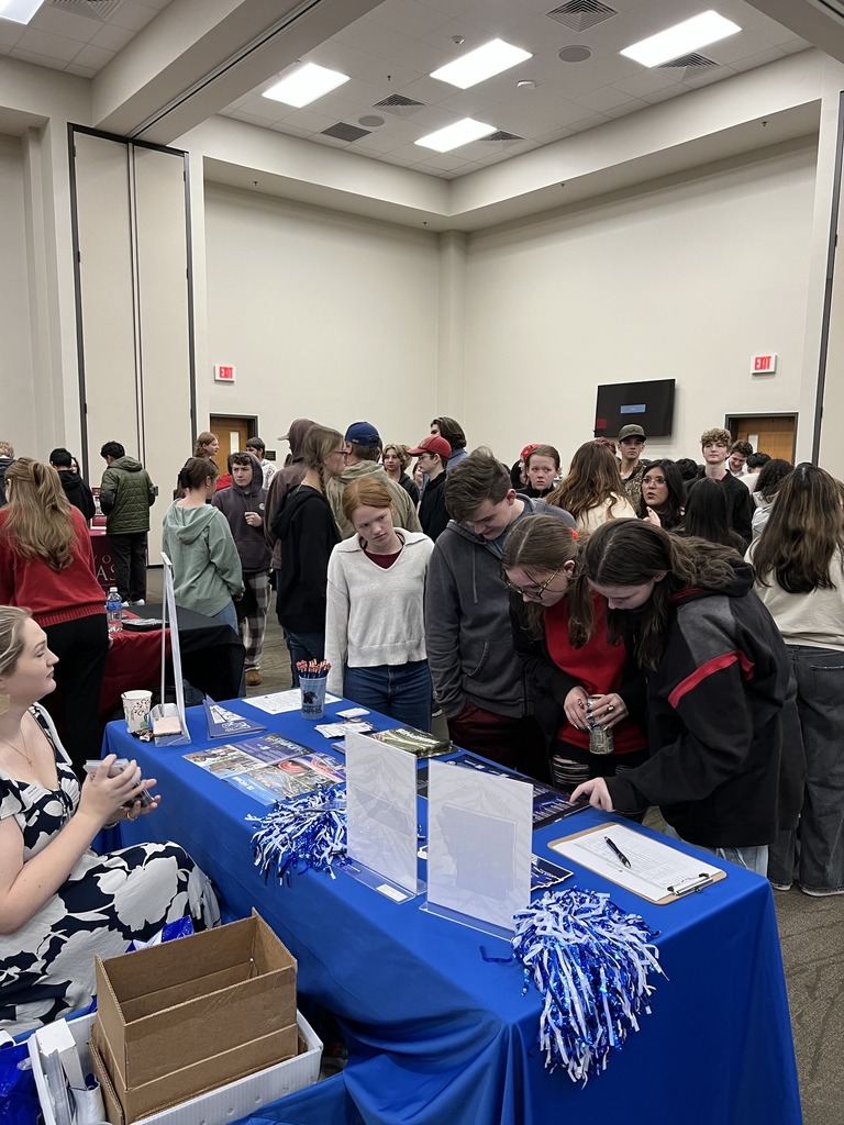 UARM hosts ArkACRAO College Fair
