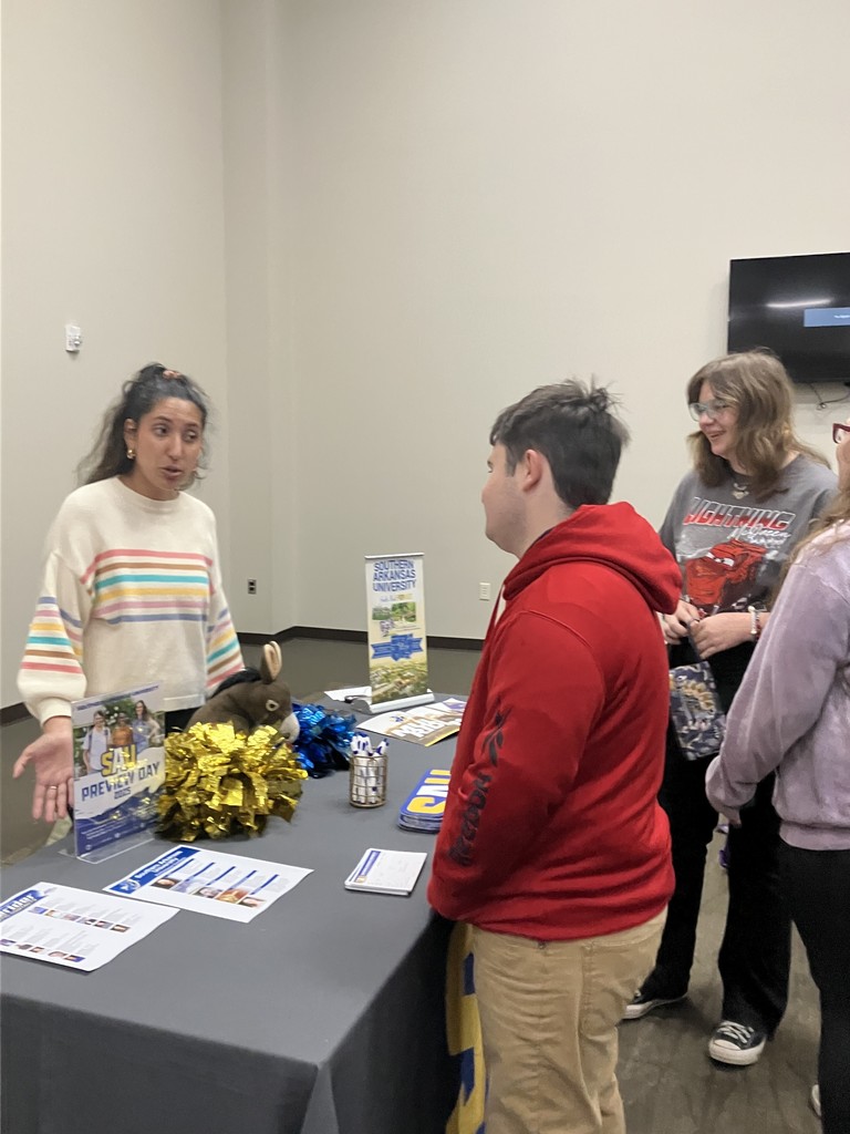 UARM hosts ArkACRAO College Fair