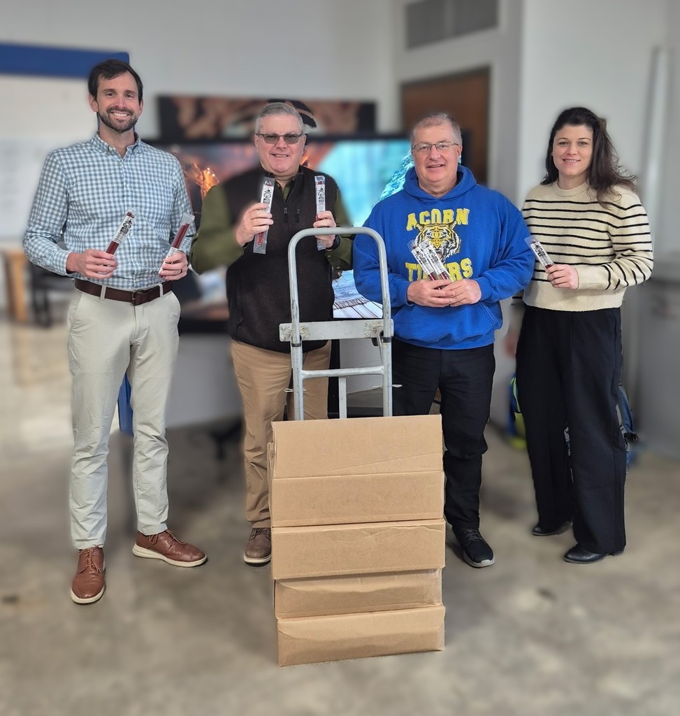 AR Farm Bureau Foundation and AR Hunters Feeding the Hungry Donation to Acorn