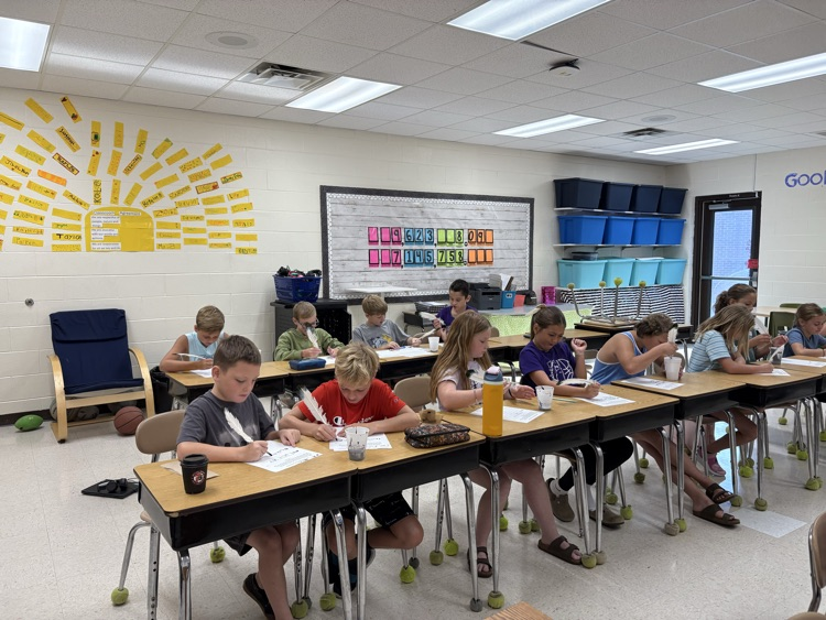 Our students brought history to life today as they used feather quills to practice writing their own Declaration of Independence! 🇺🇸