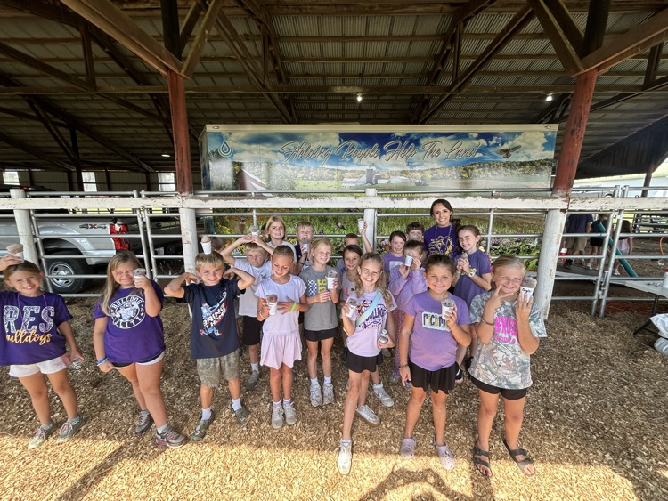 Our 3rd grade students learned all about our beautiful state’s agriculture today at Farm Day! Thank you Farm Bureau for hosting such an amazing event, and to all the volunteers who took the time to teach our students the importance of agriculture 🌽🌻🐄