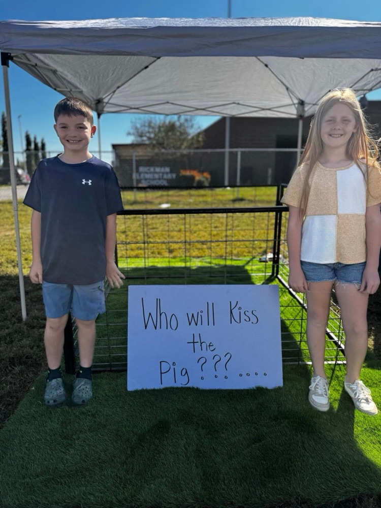 What a FUN Fall Festival treat! Our Fall Festival fundraising has been full of fun, laughter, and wonderful memories! A special congratulations to our 4th Grade Prince and Princess, Easton Bennett and Tatum Staggs.